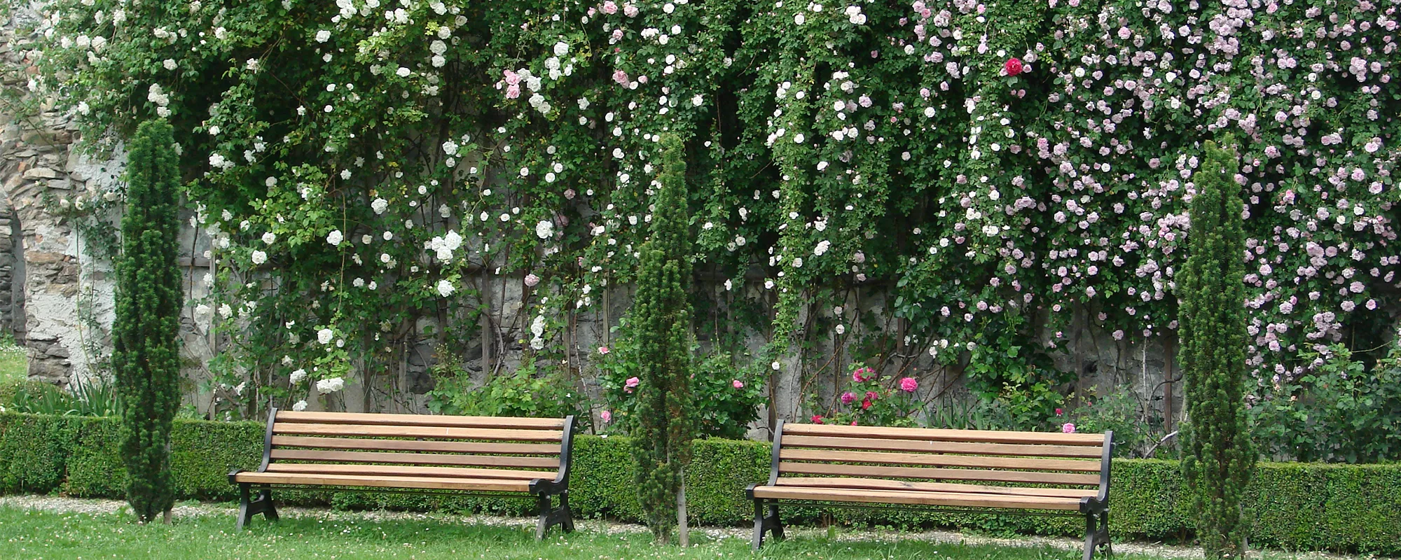 rechte-wand-schlossgarten-haldenstein